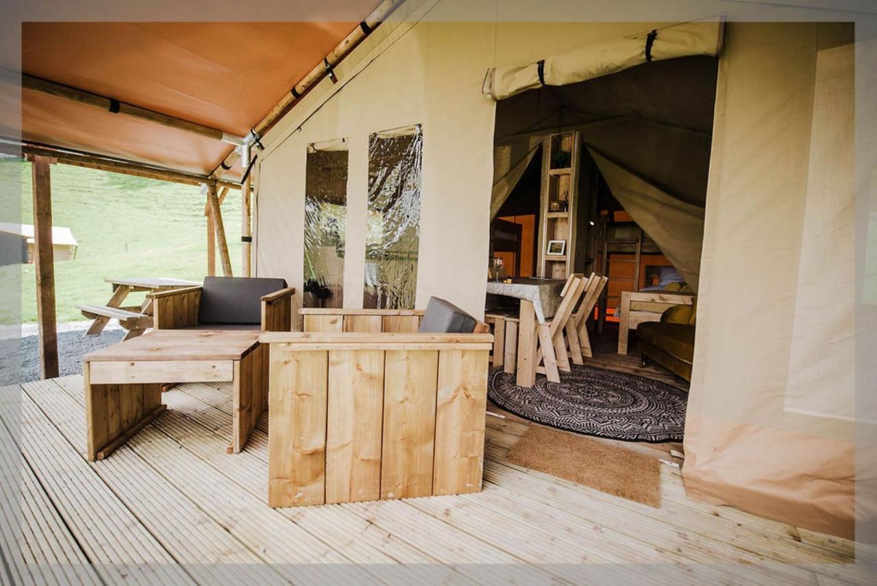 Ty Llewelyn Glamping & Camping Hotel Ланидлойс Екстериор снимка